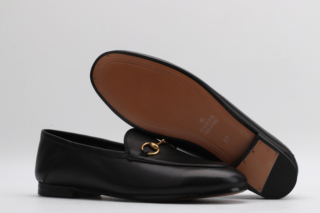 Leather Horsebit loafer